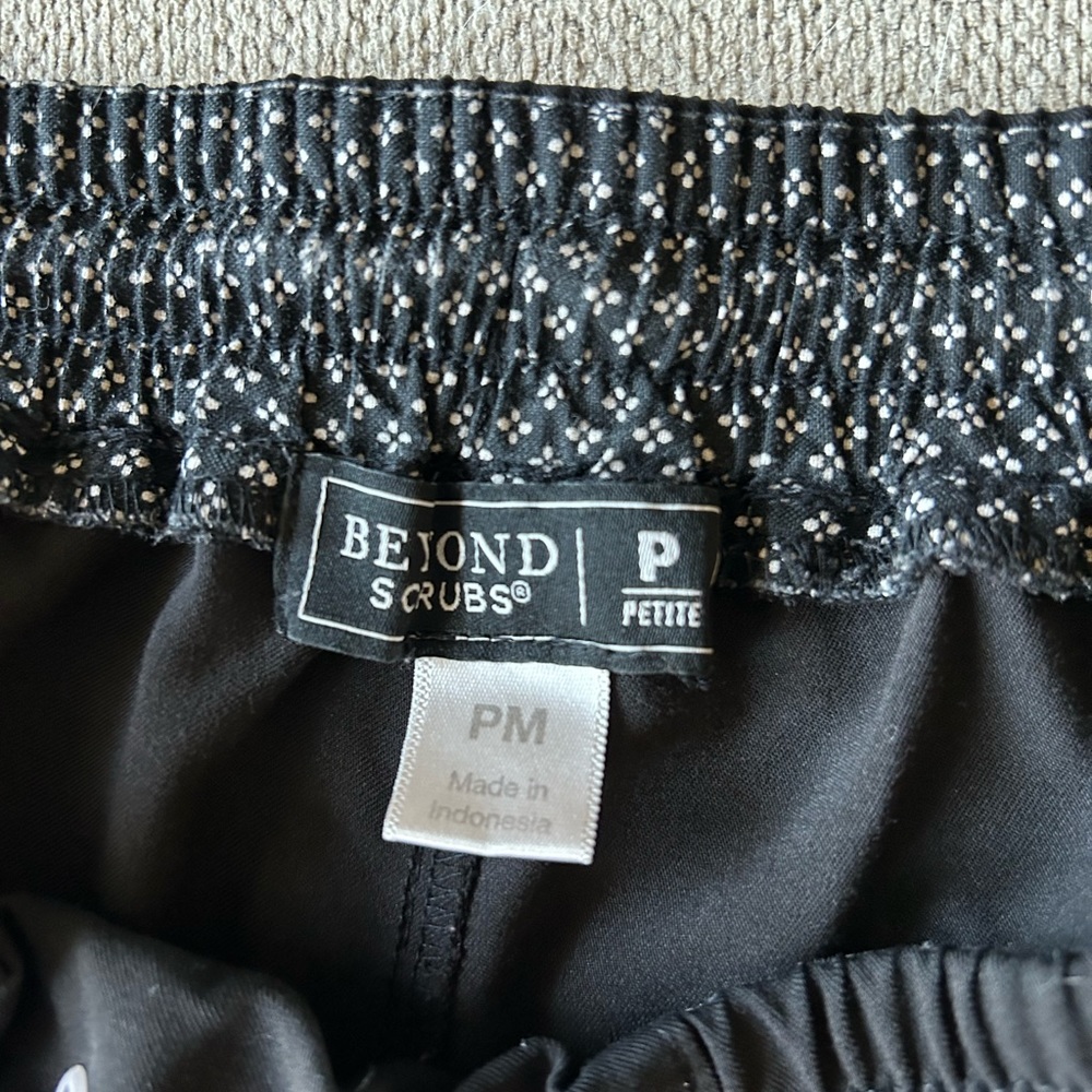 Black scrub pants